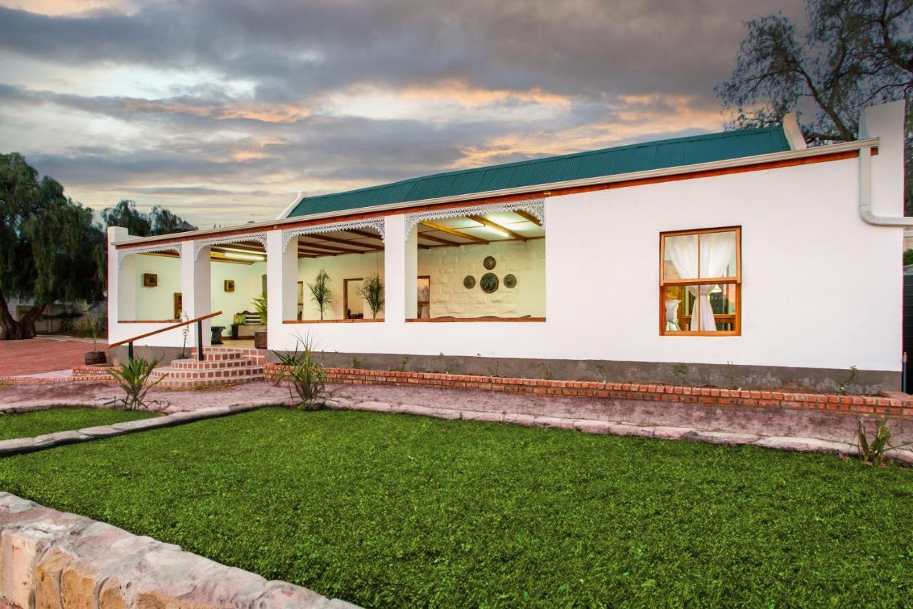 Willa Ravenscliff White House Oudtshoorn Zewnętrze zdjęcie